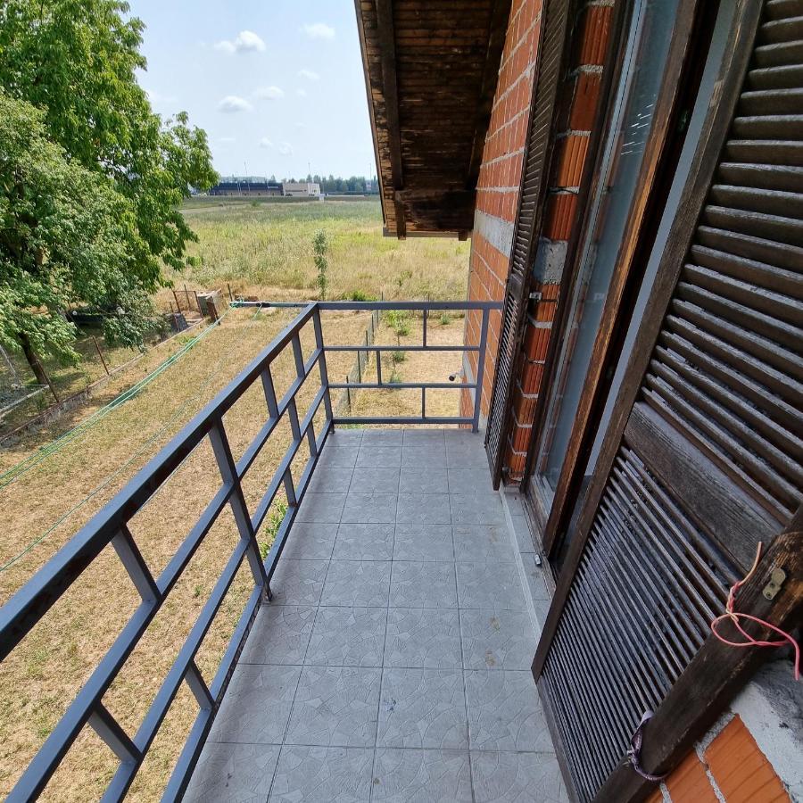 Kiki Privatne Sobe, Zagreb Airport Appartement Velika Gorica Buitenkant foto